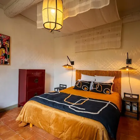 Bed & Breakfast Prieure Saint-louis Floure