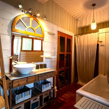 Prieure Saint-louis Bed & Breakfast