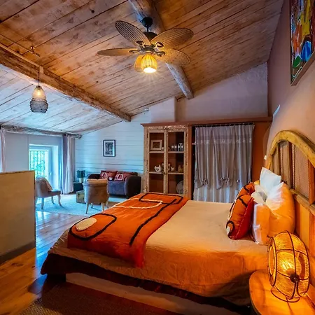 Bed & Breakfast Prieure Saint-louis *