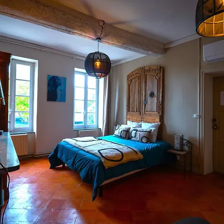 Bed & Breakfast Prieure Saint-louis 3*