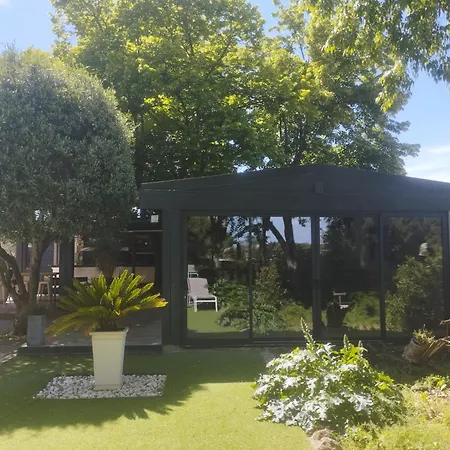 Prieure Saint-louis Bed & Breakfast